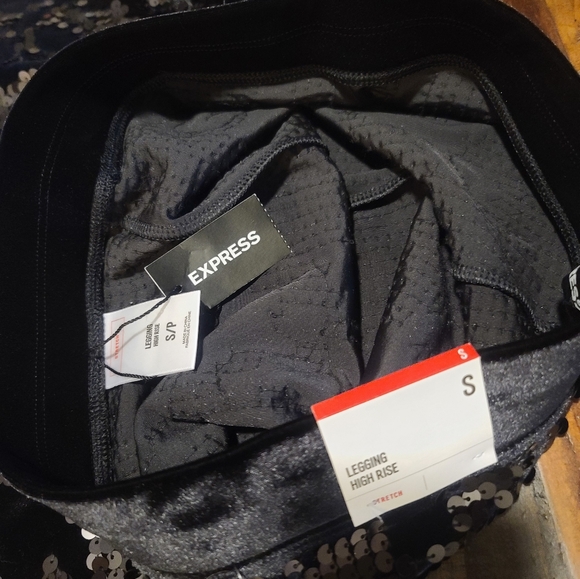 NWT Express Sequin High Waist Leggings Size Small - Picture 11 of 11